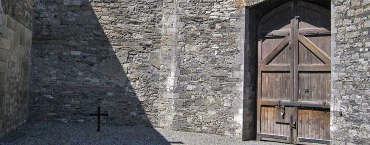 Ausbruch ausgeschlossen: Der Gefängnishof