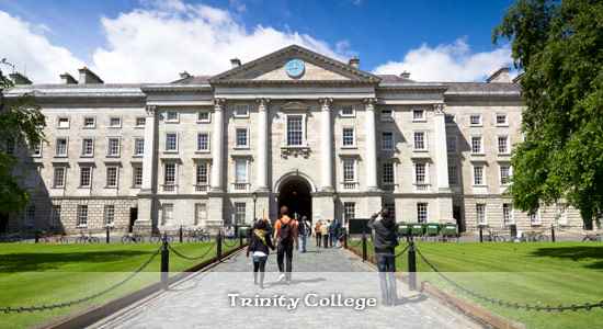 Historischer Campus des Trinity College in Dublin